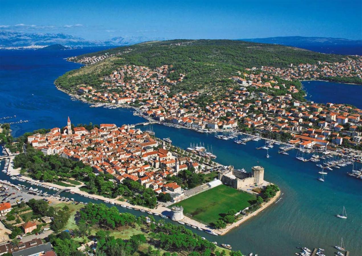 Apartments Saldun Trogir Extérieur photo